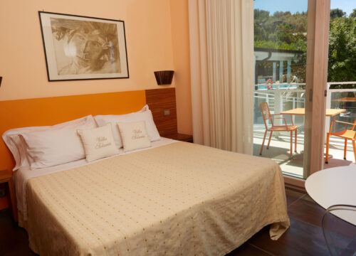 Room Capri